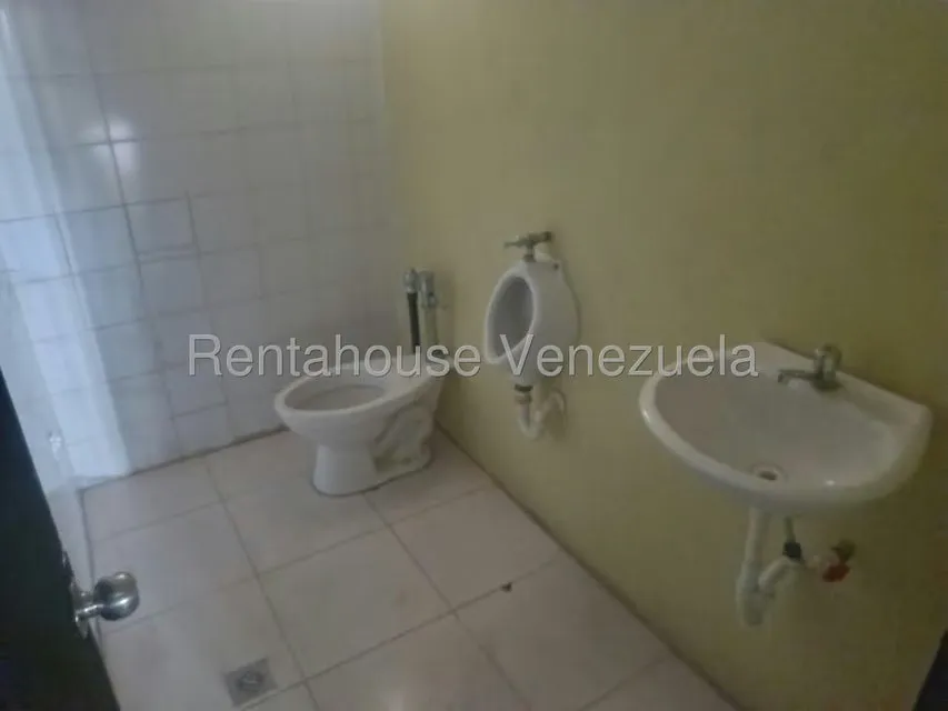 Comercial (Local Comercial) en Alquiler en Sector Bobare, Falcon - 14