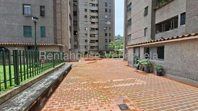 Apartamento (1 Nivel) en Alquiler en Los Salias, Miranda