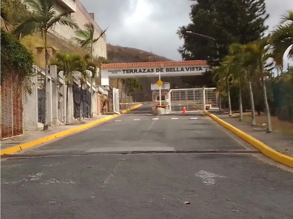 Vendo casa 590m2 Bella Vista 2950