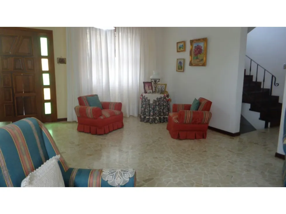 Vendo casa 590m2 Bella Vista 2950 - 12