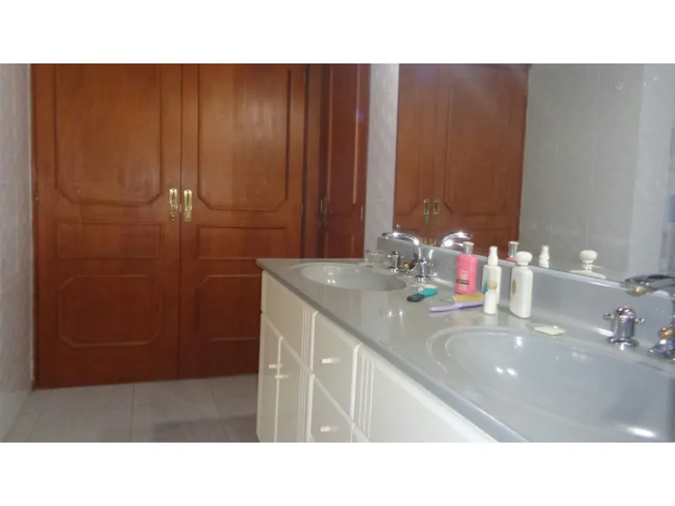 Vendo casa 590m2 Bella Vista 2950 - 19