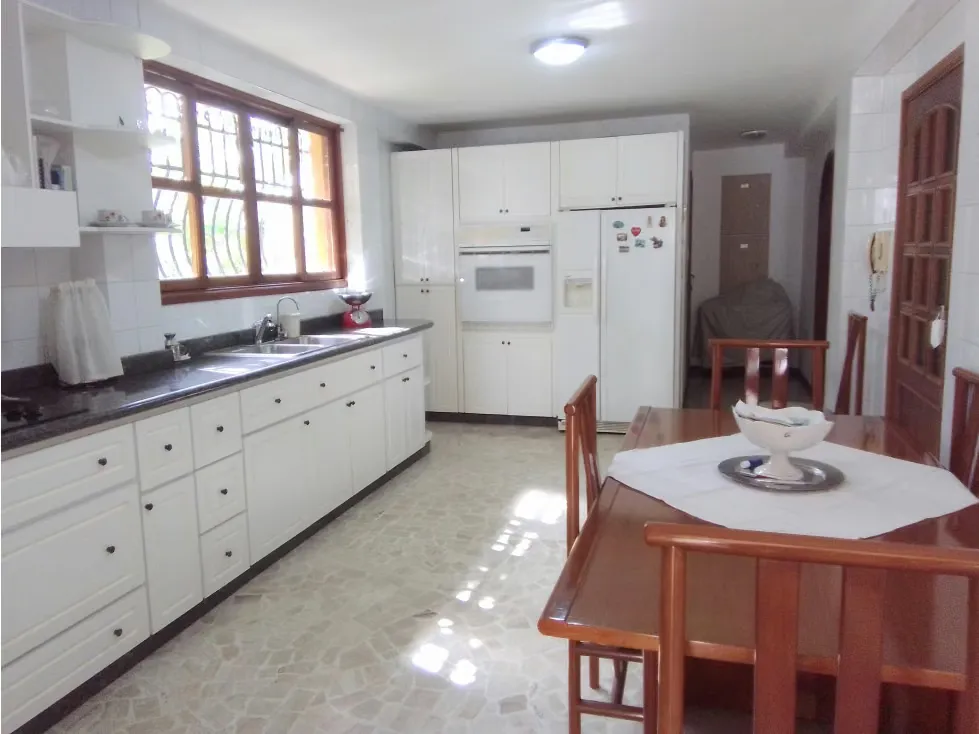 Vendo casa 590m2 Bella Vista 2950 - 9