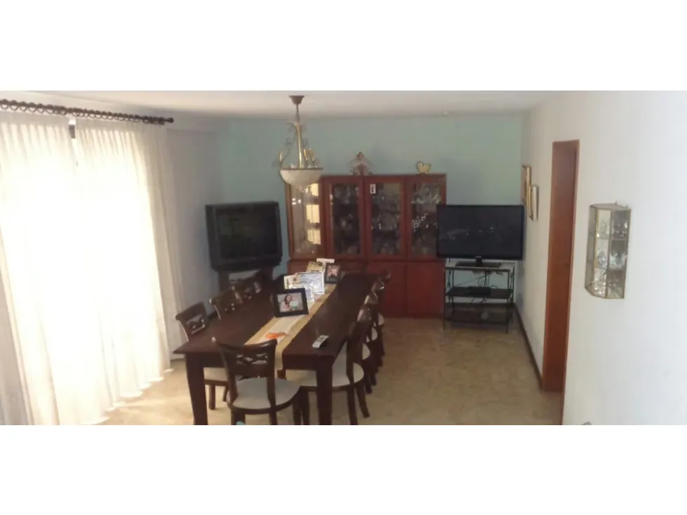 Vendo casa 590m2 Bella Vista 2950 - 10