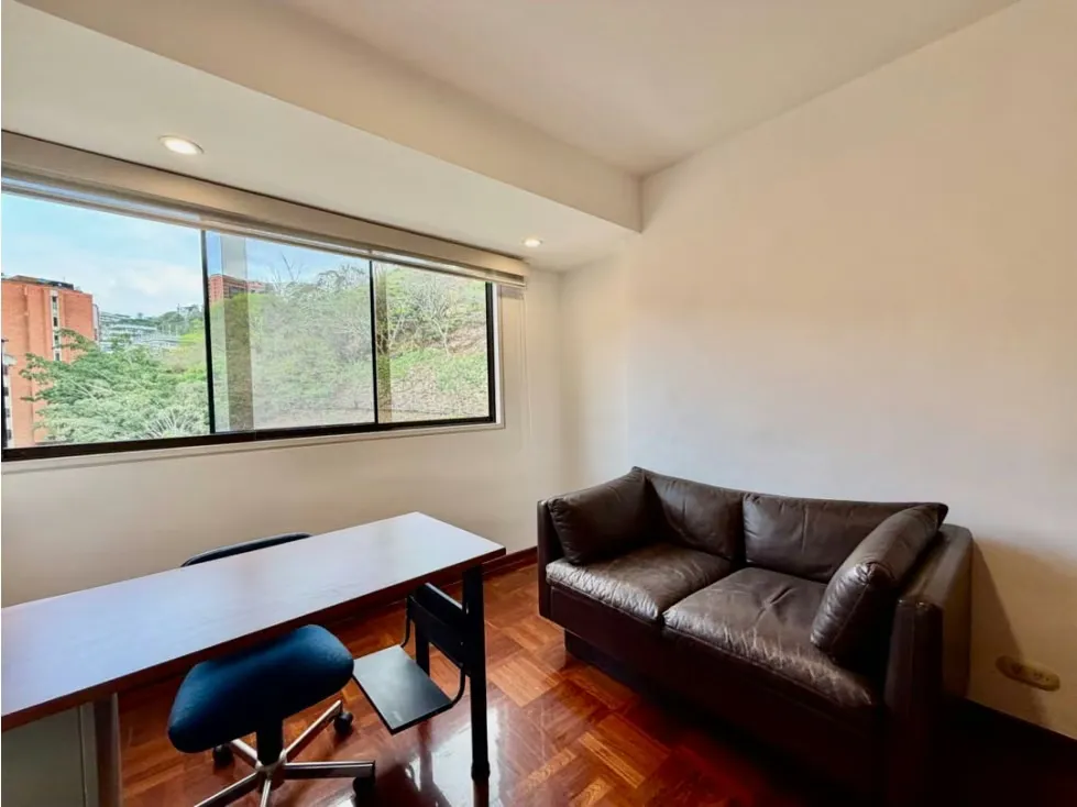 Se alquila PH Triplex 500m2 4h+s/7b/3p Colinas de Valle Arriba - 32