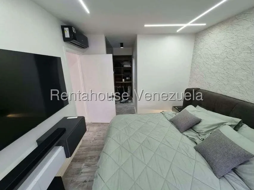 Apartamento (1 Nivel) en Venta en Lomas del Sol, Distrito Metropolitano - 20