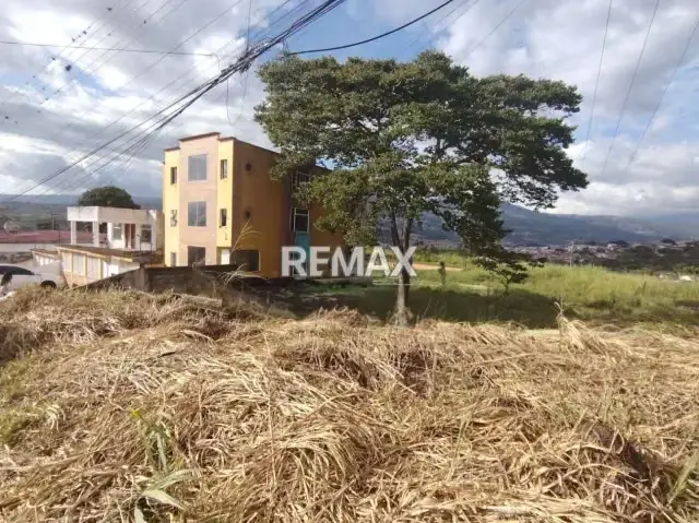 TERRENO EN VENTA UBICADO EN BARRIO BOLIVAR