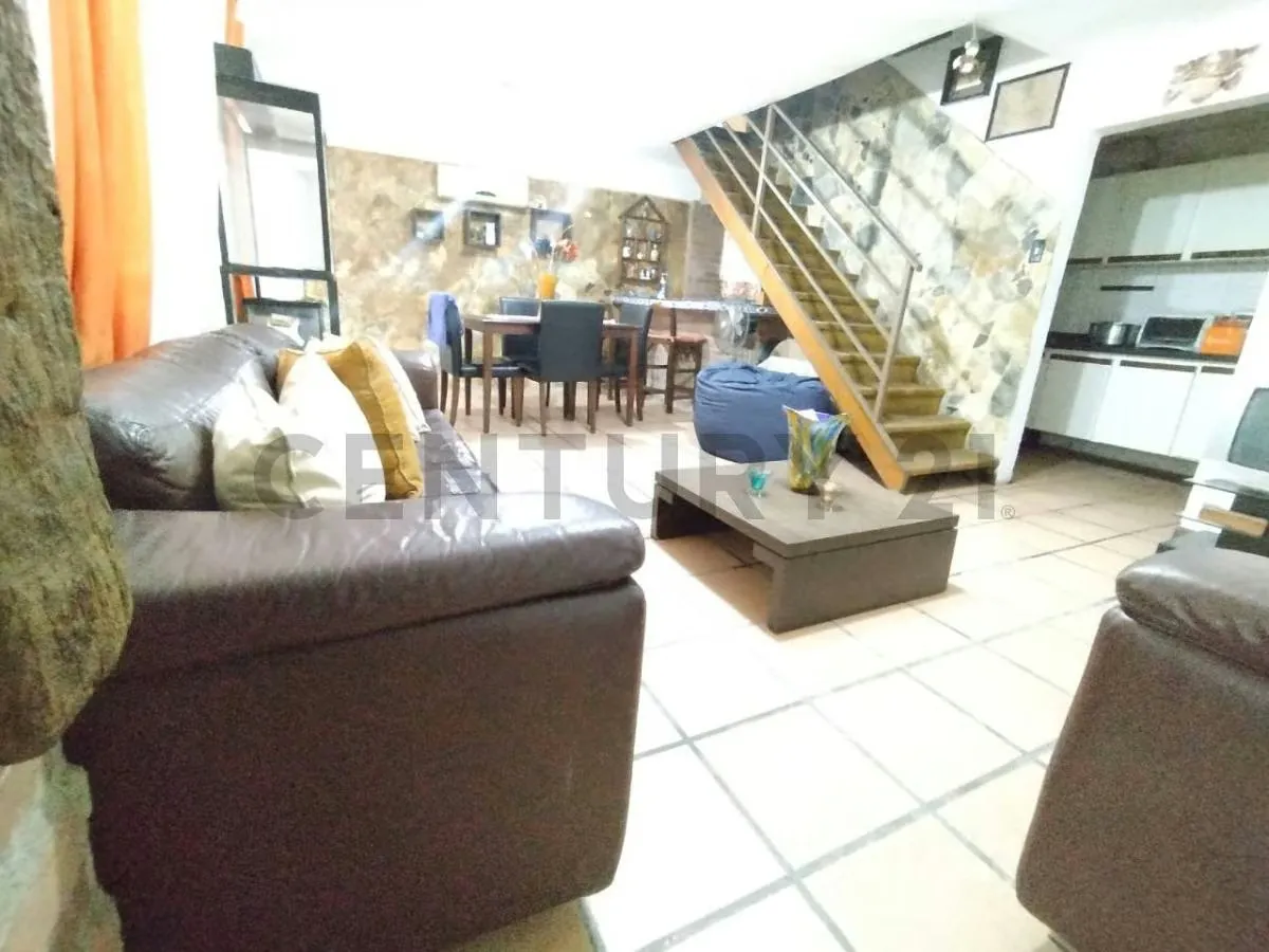 Casa 2 nivel en Venta Ubicada en Guatire, Res. Puerta del Bosque - 6