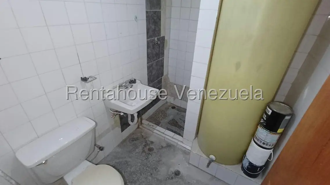 Apartamento (1 Nivel) en Alquiler en Conjunto Residencial Turmero, Aragua - 23