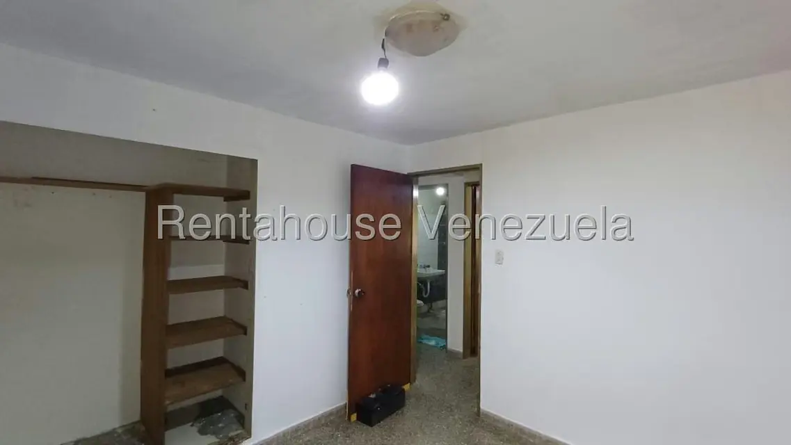 Apartamento (1 Nivel) en Alquiler en Conjunto Residencial Turmero, Aragua - 30
