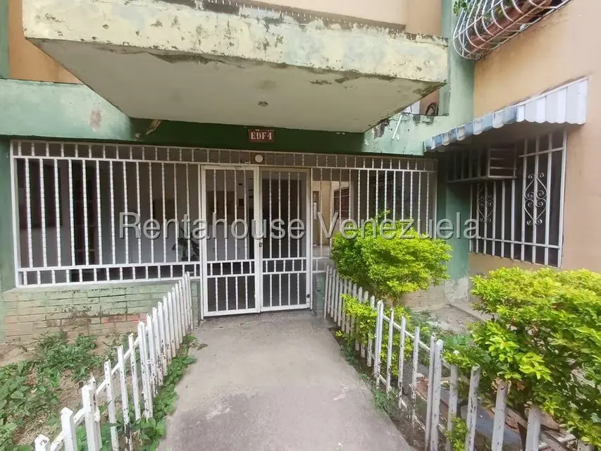 Apartamento (1 Nivel) en Alquiler en Conjunto Residencial Turmero, Aragua - 5
