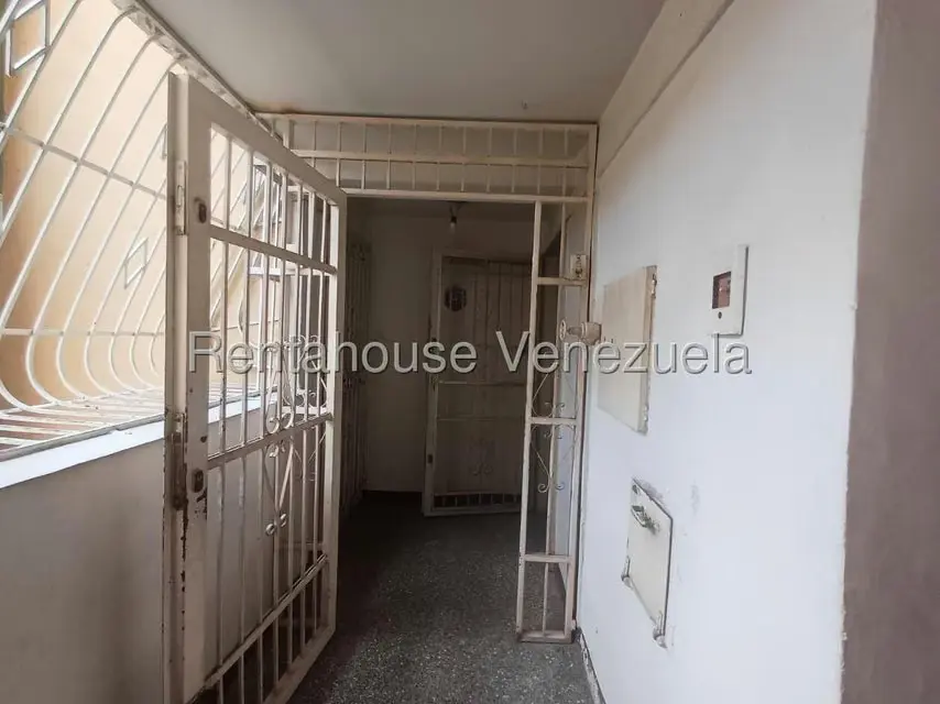 Apartamento (1 Nivel) en Alquiler en Conjunto Residencial Turmero, Aragua - 9