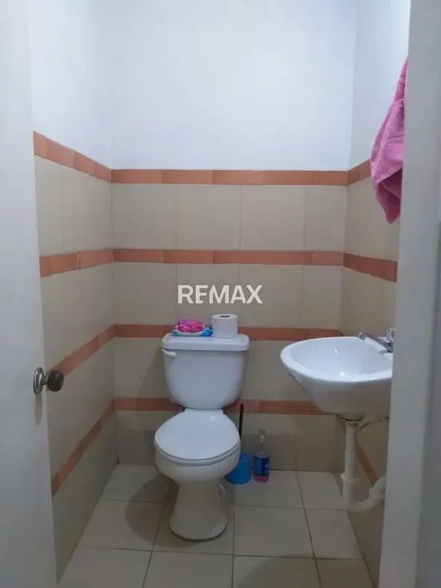 Alquiler Local en Av. Ollarvides Puerta Maraven - 4