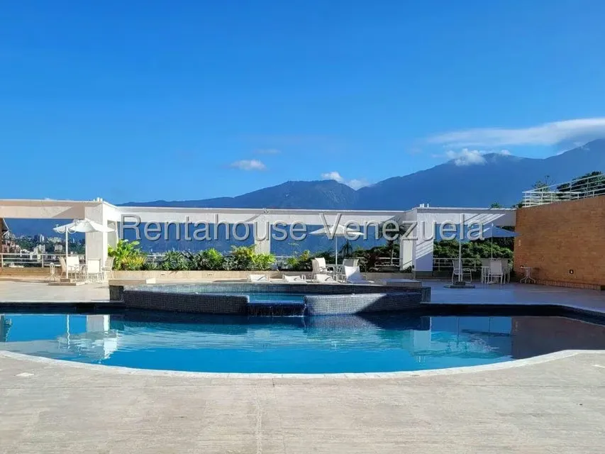 Apartamento (1 Nivel) en Venta en Los Samanes, Distrito Metropolitano - 2