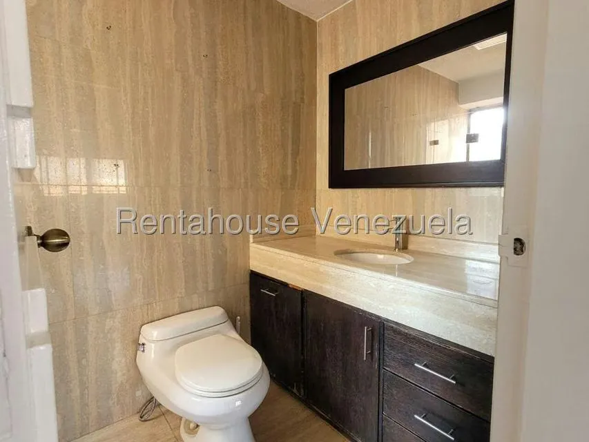 Apartamento (1 Nivel) en Venta en Los Samanes, Distrito Metropolitano - 18