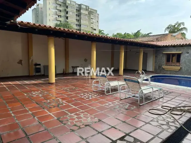 Venta de casa de esquina en la Viña a actualizar - 11