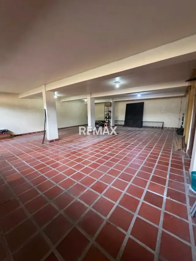 Venta de casa de esquina en la Viña a actualizar - 14