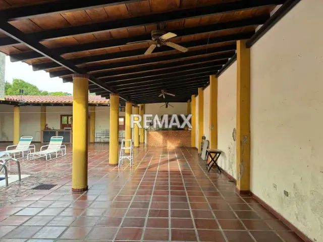 Venta de casa de esquina en la Viña a actualizar - 5