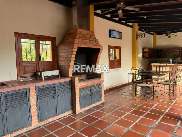 Venta de casa de esquina en la Viña a actualizar - 8