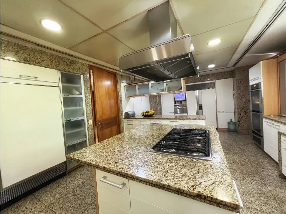Se Vende Casa/2.200M2c/1.200M2t/4h+4s/8b+4s/8p/6081 - 13