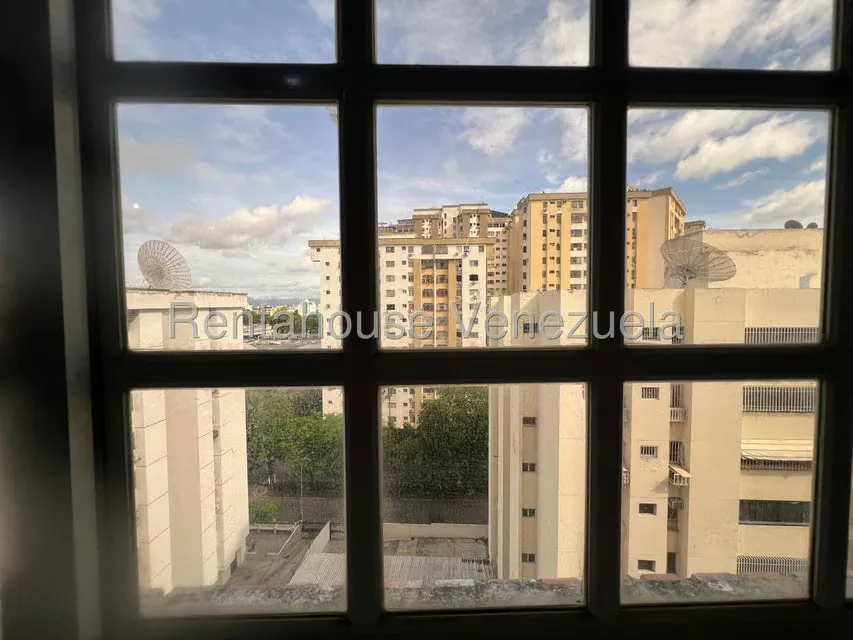 Apartamento (1 Nivel) en Venta en Prebo I, Carabobo - 12