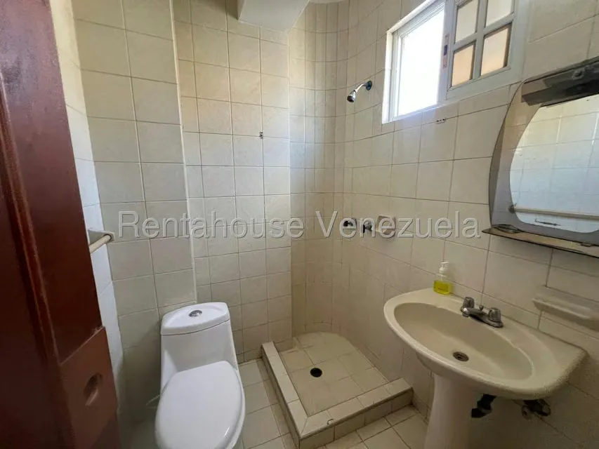 Apartamento (1 Nivel) en Venta en Prebo I, Carabobo - 15