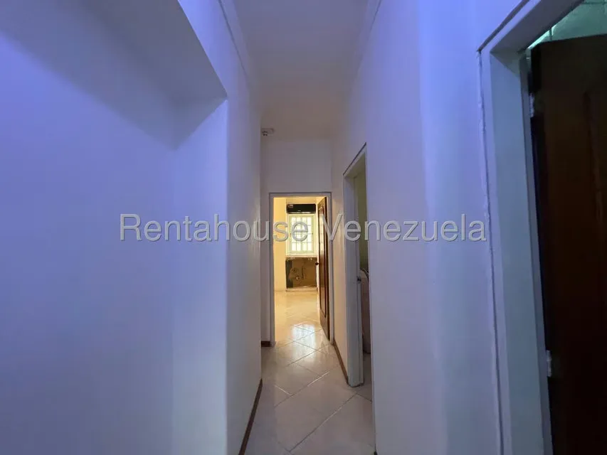 Apartamento (1 Nivel) en Venta en Prebo I, Carabobo - 16