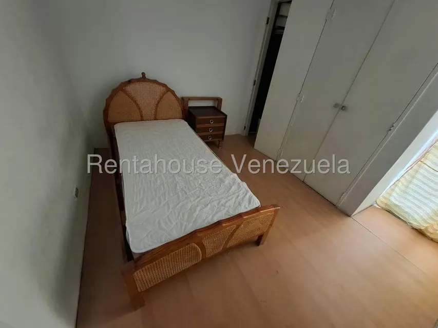 Apartamento (1 Nivel) en Alquiler en El Paraiso, Distrito Metropolitano - 15
