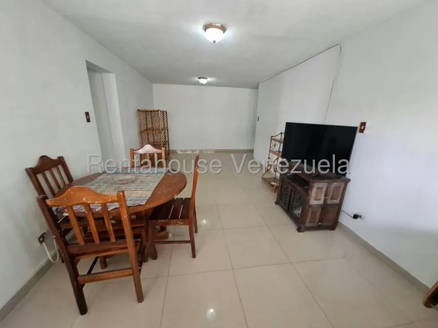 Apartamento (1 Nivel) en Alquiler en El Paraiso, Distrito Metropolitano - 7