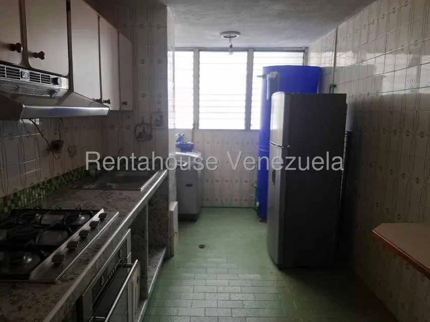 Apartamento (1 Nivel) en Alquiler en El Paraiso, Distrito Metropolitano - 8