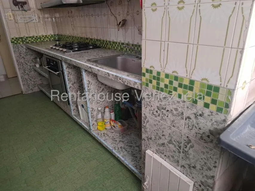 Apartamento (1 Nivel) en Alquiler en El Paraiso, Distrito Metropolitano - 10
