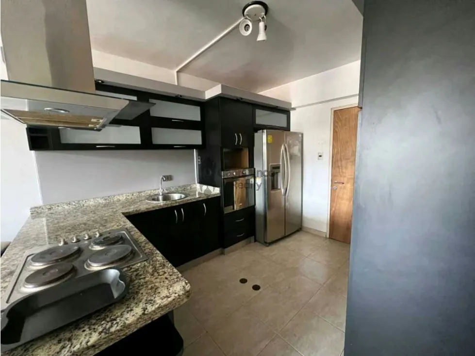 Venta de apartamento Res Mirabella II, Urb Rotafe