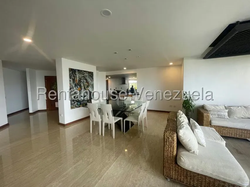 Apartamento (1 Nivel) en Venta en Los Naranjos del Cafetal, Distrito Metropolitano - 12