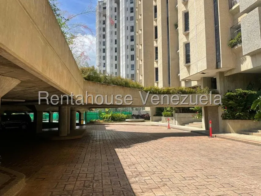 Apartamento (1 Nivel) en Venta en Los Naranjos del Cafetal, Distrito Metropolitano - 46