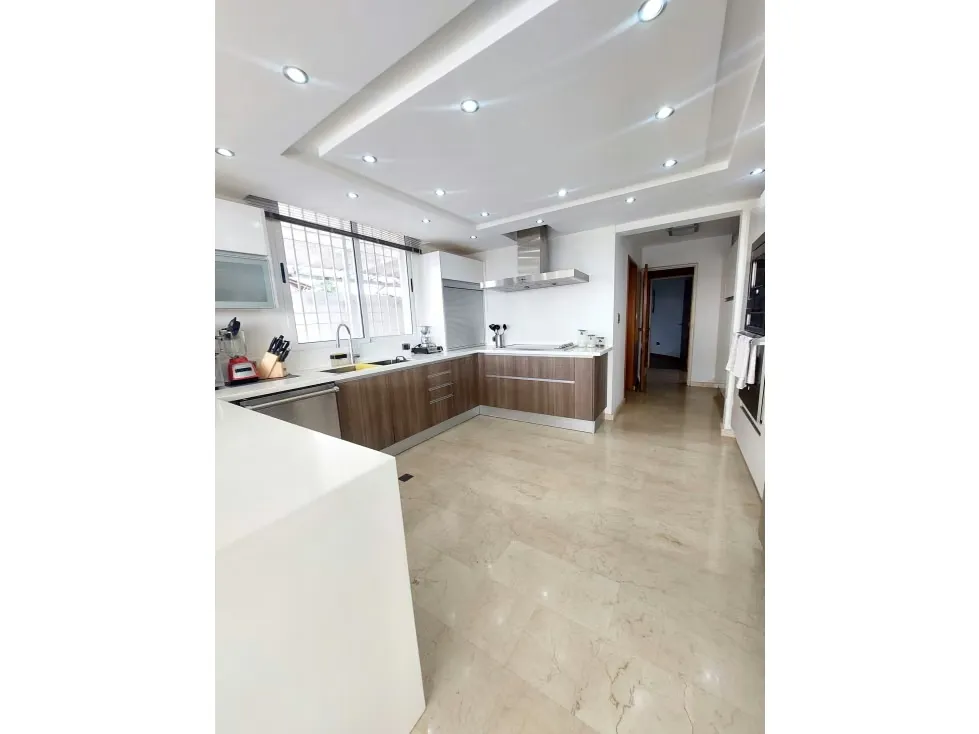 Se vende casa 550m² 4h+s/7b+s/7p San Antonio de los Altos - 5