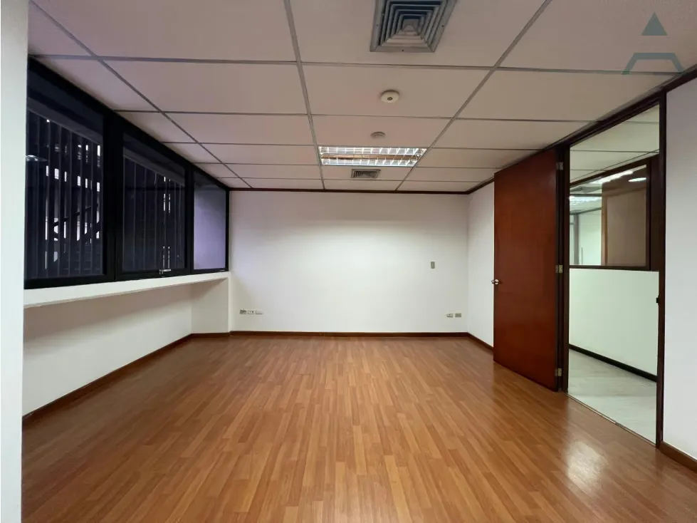 Se vende/alquila oficina 206,40m² El Rosal - 3