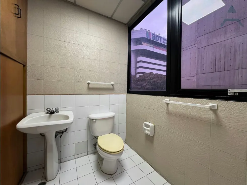 Se vende/alquila oficina 206,40m² El Rosal - 7