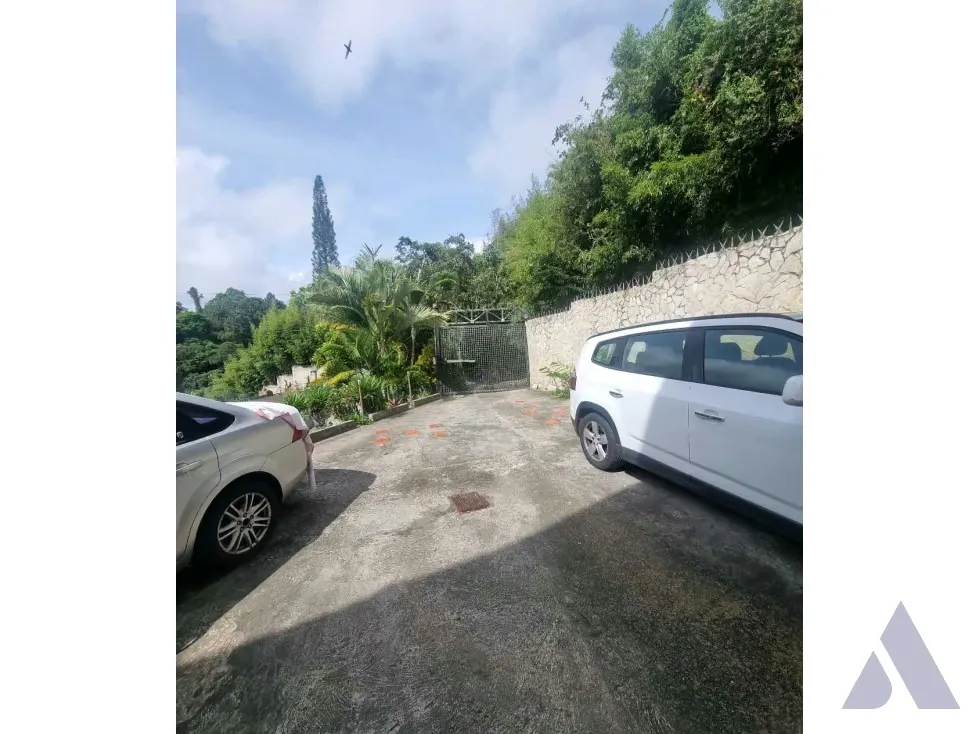 Vendo casa/ 300m2 const/2.000 terreno/La Union El Hatillo 7573 - 21