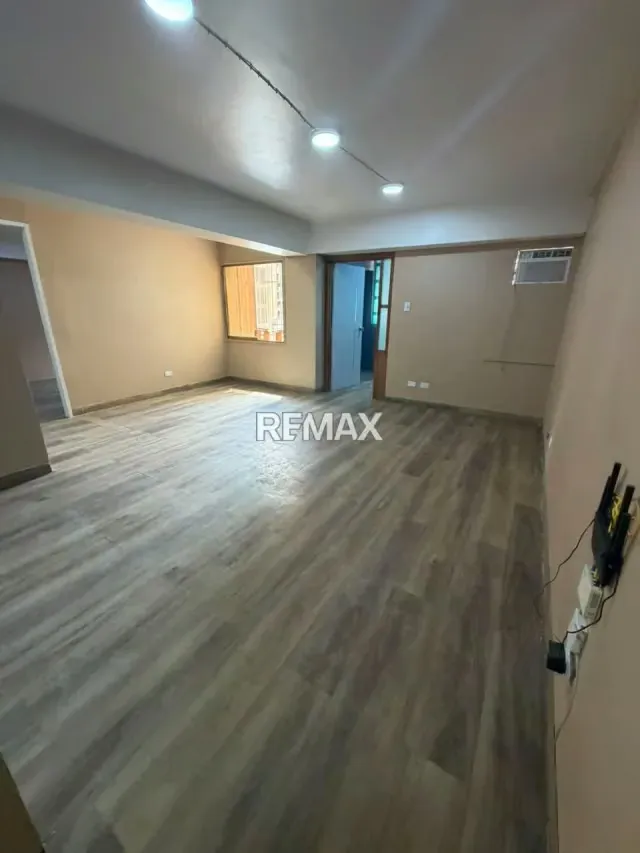 Venta de apartamento, cerca de la Plaza la Concordia
