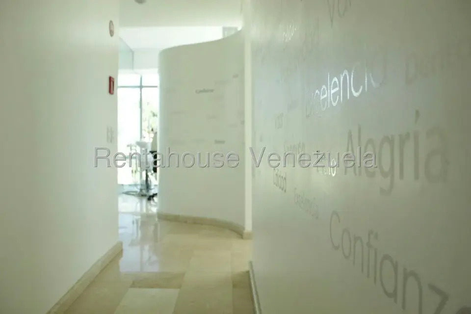 Consultorio Medico en Alquiler en La Trinidad, Distrito Metropolitano - 12