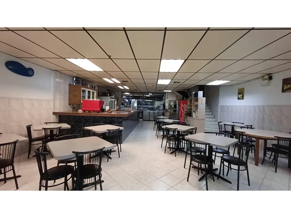 LOCAL COMERCIAL EN VENTA LA URBINA 174mts/4B/2PE - 3