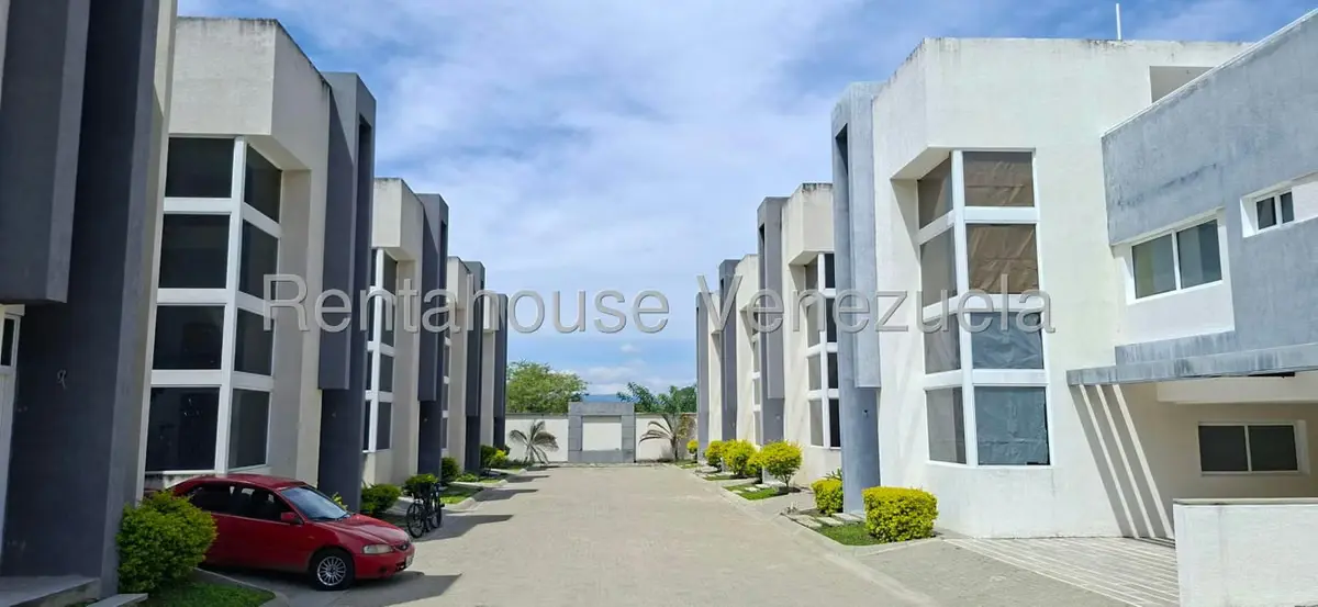 Casa (Multipes Niveles) en Venta en La Mara, Merida - 3