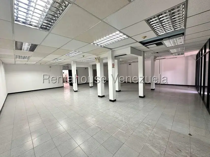Local Comercial en Venta en Centro, Lara - 3