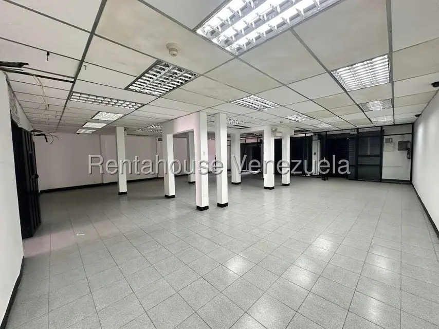 Local Comercial en Venta en Centro, Lara - 5