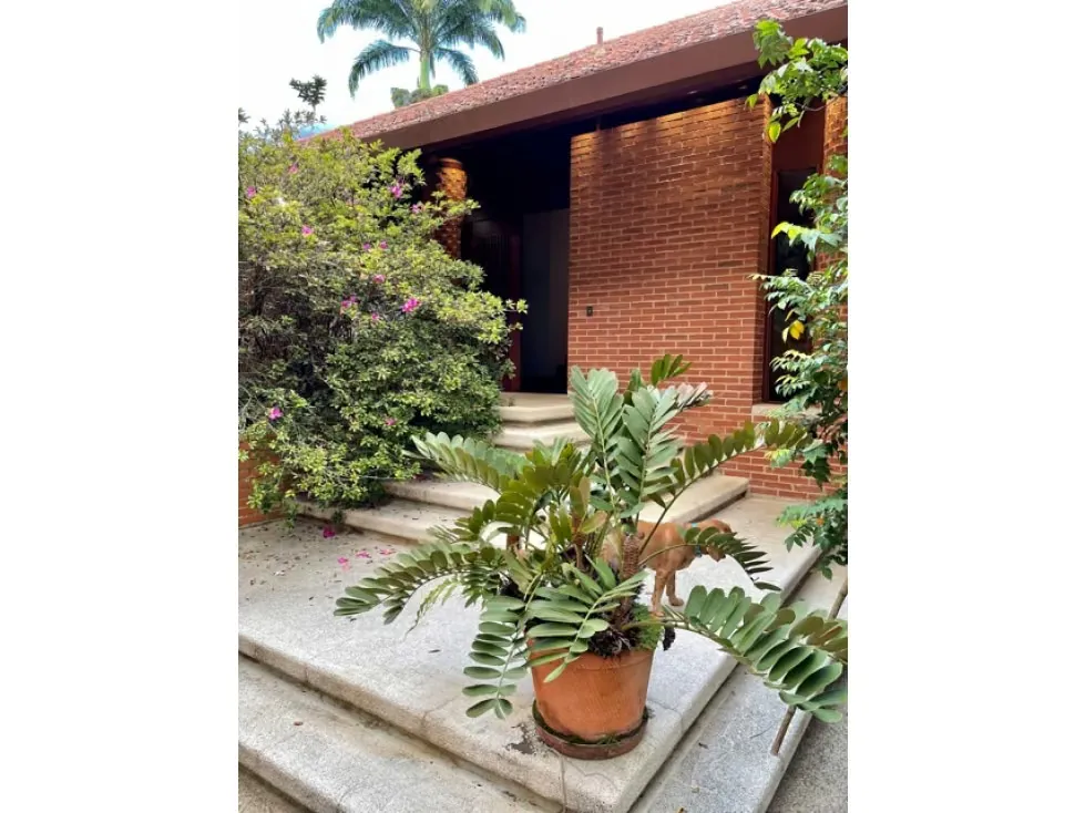 Vendo Bella Casa en Country Club - 4