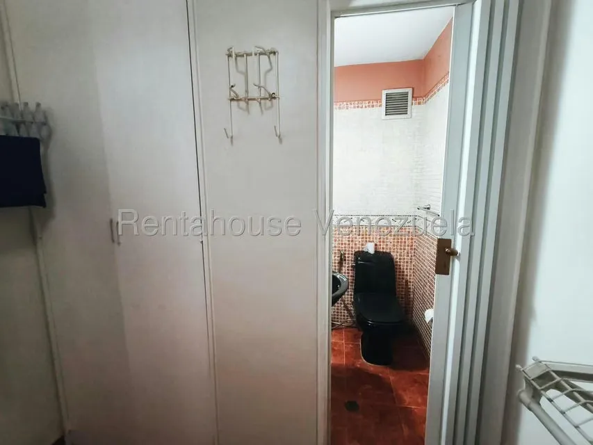 Apartamento (1 Nivel) en Alquiler en Rosalito, Miranda - 12