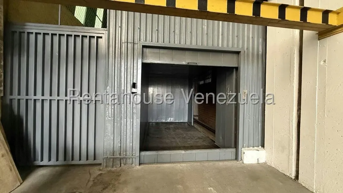 Comercial (Edificio) en Venta en Los Ruices Sur, Distrito Metropolitano - 4