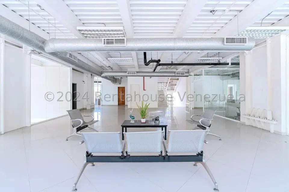 Comercial (Edificio) en Venta en Municipio Carrizal, Miranda - 18
