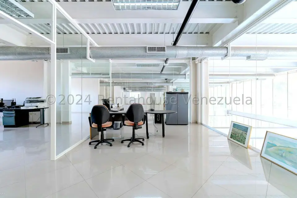 Comercial (Edificio) en Venta en Municipio Carrizal, Miranda - 21
