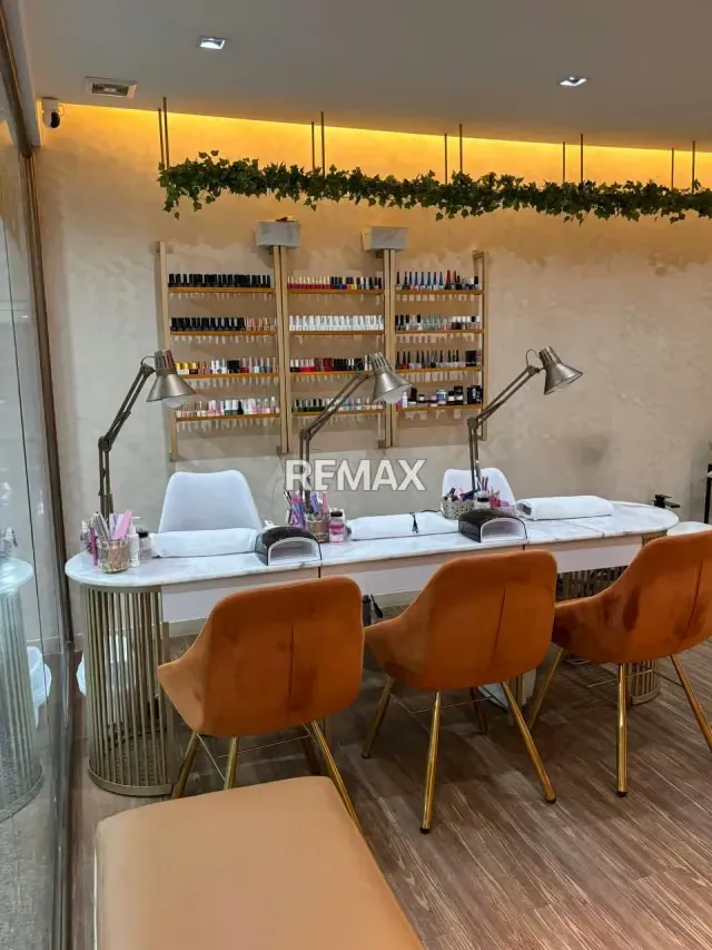 En Venta Fondo de Comercio C.C. LAS AMERICAS - 4