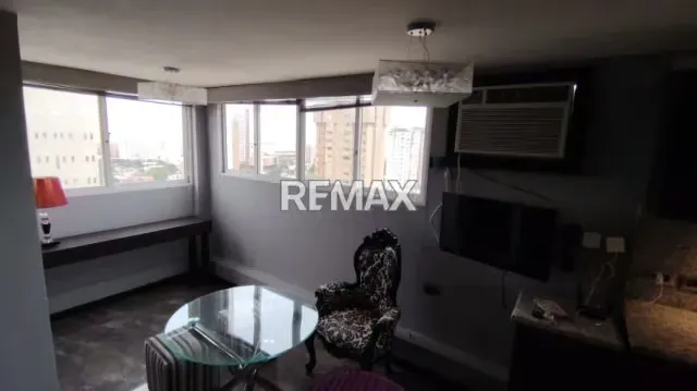 Apartamento en Alquiler en 5 de Julio Resd.La Castellana - 6